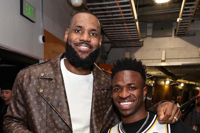 Vini Jr. deu camisola ao seu ídolo da NBA (vídeo)