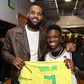 Vini Jr. deu camisola ao seu ídolo da NBA (vídeo)
