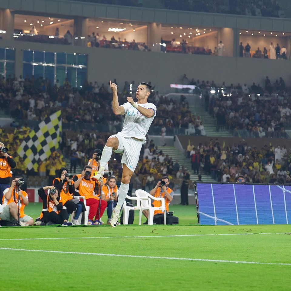 Ronaldo faz o empate para o Al Nassr (vídeo)