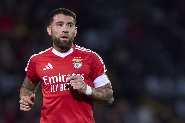 Otamendi em jogo pelo Benfica