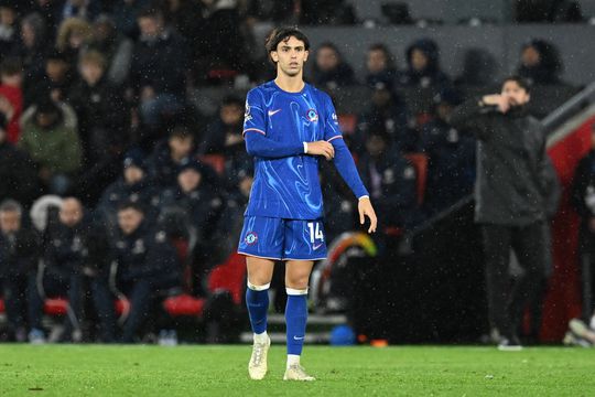 Treinador do Chelsea comenta 'desaparecimento' de João Félix