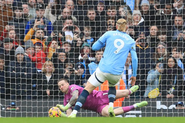 Guarda-redes da seleção inglesa pode renovar com clube de Liverpool