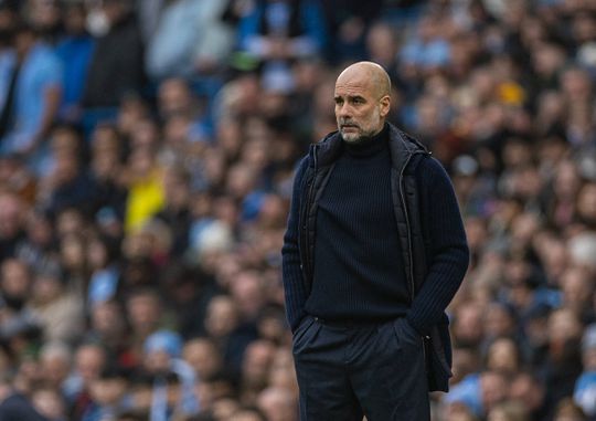 Man. City: Guardiola admite erro de cálculo no mercado de verão