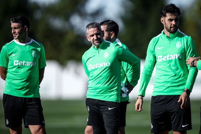 Da palestra ao abraço aos jogadores: o primeiro dia de Rui Borges no Sporting