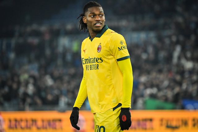 Rafael Leão em ação pelo Milan