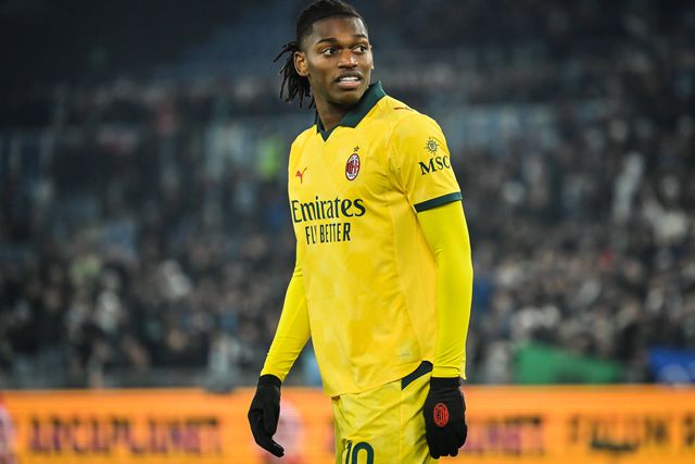 Rafael Leão em ação pelo Milan