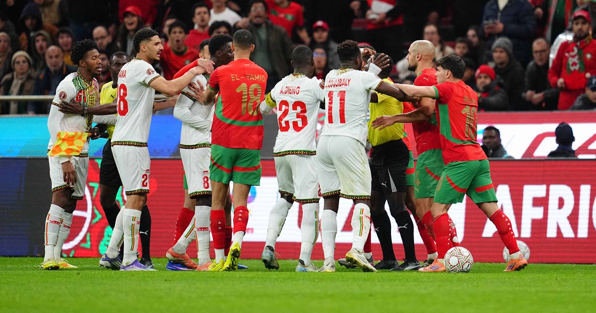 CAN: Marrocos empata com o Mali com convidado especial nas bancadas