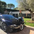 Um dos modelos mais famosos da Bugatti. O Veyron de Cristiano Ronaldo ronda os €2 milhões.
