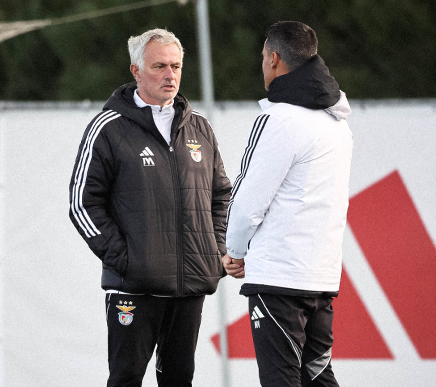 José Mourinho e Nélson Veríssimo no Benfica Campus - Foto: SL Benfica
