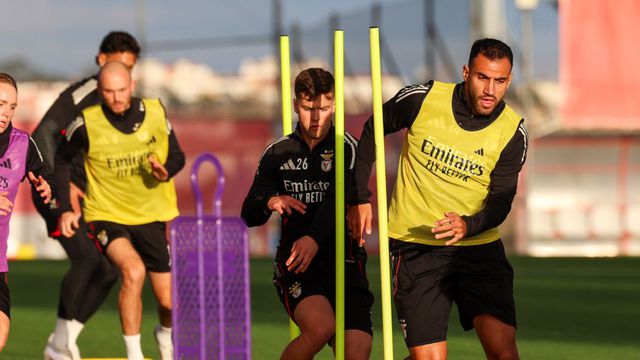 O 'slalom' de Pavlidis - Foto: SL Benfica