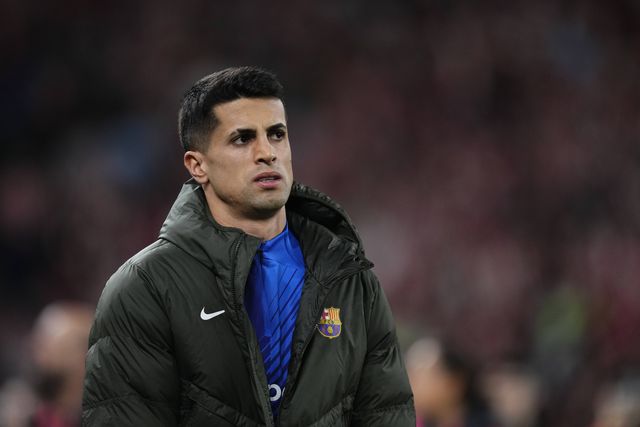 João Cancelo desolado: «Foram os piores 45 minutos da minha carreira»