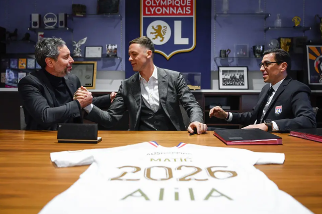 VÍDEO: Rennes ‘retira’ Matic do museu após forçar saída para o Lyon