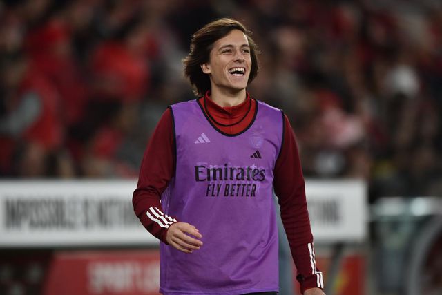 Álvaro Magalhães: «Problema é de quem mete o Morato na posição... é preciso um lateral-esquerdo»