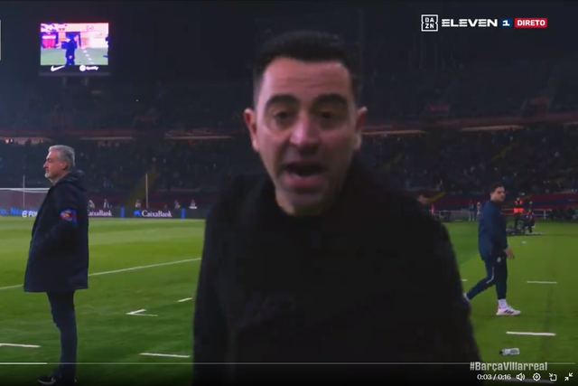Reação de Xavi após penálti anulado ao Barcelona: «Uma vergonha»