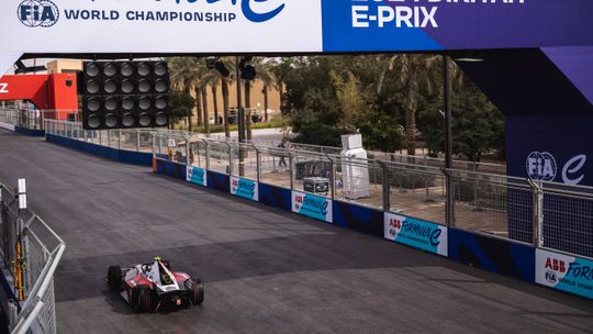 Félix da Costa começa no último lugar do E-Prix de Diryiah