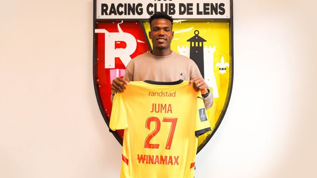 Abdulai Juma Bah com a camisola do Lens