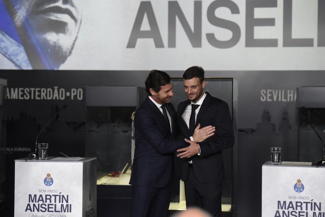 «Villas-Boas não quer dar parte fraca com Anselmi»