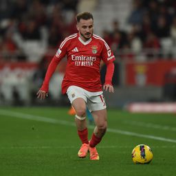 PRIMEIRA LIGA 2024/2025 FUTEBOL - Akturkoglu no Benfica - Vitoria de Guimaraes, jogo da 13 Jornada da PRIMEIRA LIGA 2024/2025. Estadio da Luz, em Lisboa. Sabado, 7 de Dezembro de 2024. (Miguel Nunes)