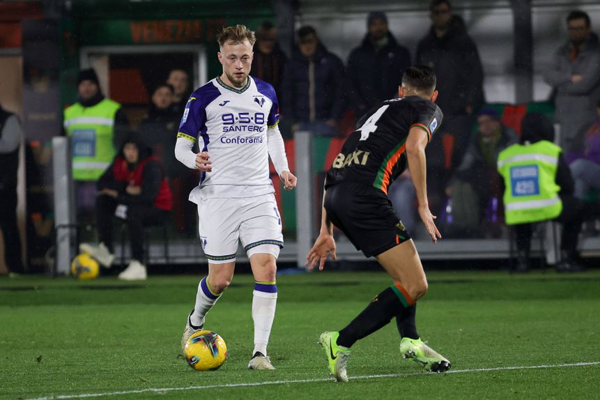 Casper Tengstedt em ação frente ao Veneza