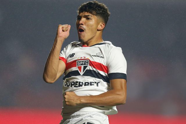 «William Gomes é extremo irreverente e agressivo a encarar os adversários, mas é grande incógnita»