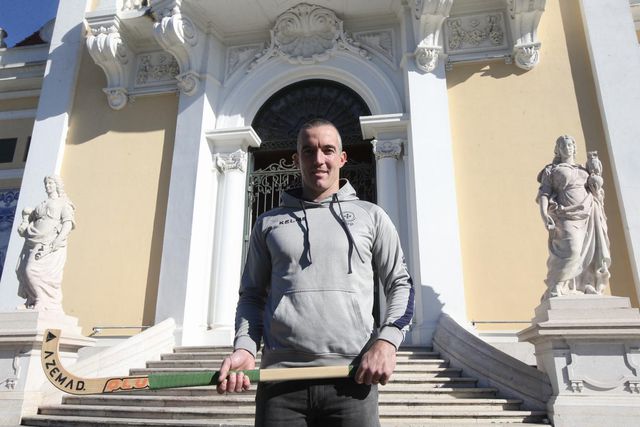 Seleção feminina tem novo treinador