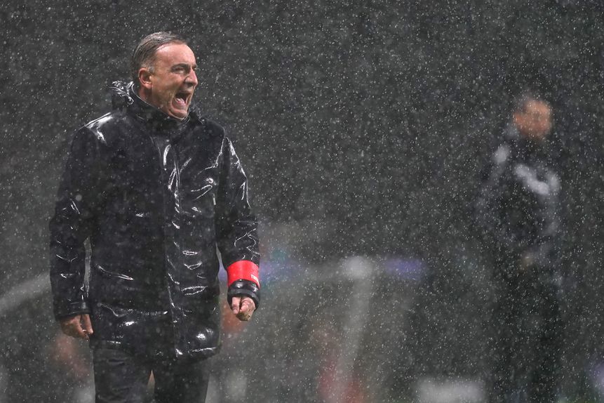 Carlos Carvalhal salientou a excelente resposta dada pela sua equipa no triunfo categórico sobre o Boavista