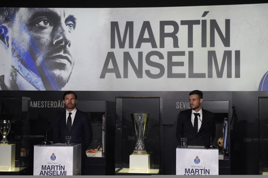 Apresentação de Martín Anselmi. Foto: Grafislab