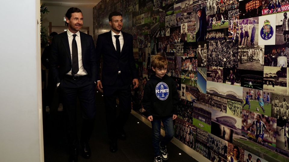 Apresentação de Martín Anselmi. Foto: FC Porto