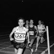 Fernando Mamede na corrida dos 800 metros, com Broberg e Malan (África do Sul), Lewis (Inglaterra), Reygnert (Bélgica) e Fernando Reis (Benfica), durante o Grande Prémio Internacional de Lisboa. Foto datada de Junho de 1971 - Foto: ASF/PRESS PHOTO AGENCY