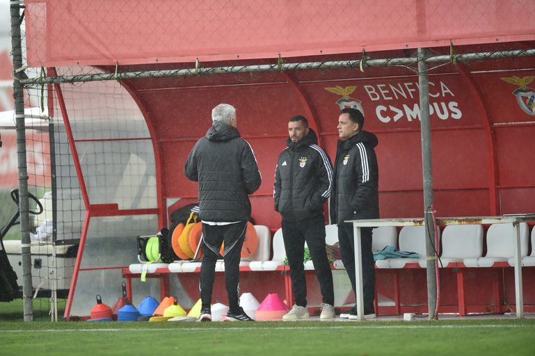 Último treino do Benfica antes do duelo com o Real Madrid para a UEFA Champions League - Foto: MIGUEL NUNES