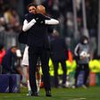Yildiz e Spalletti abraçados