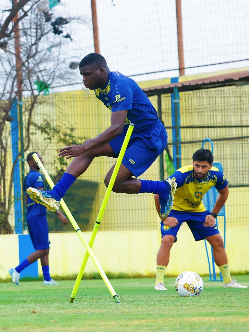 Petro continua a saltar obstáculos e mantém-se na liderança