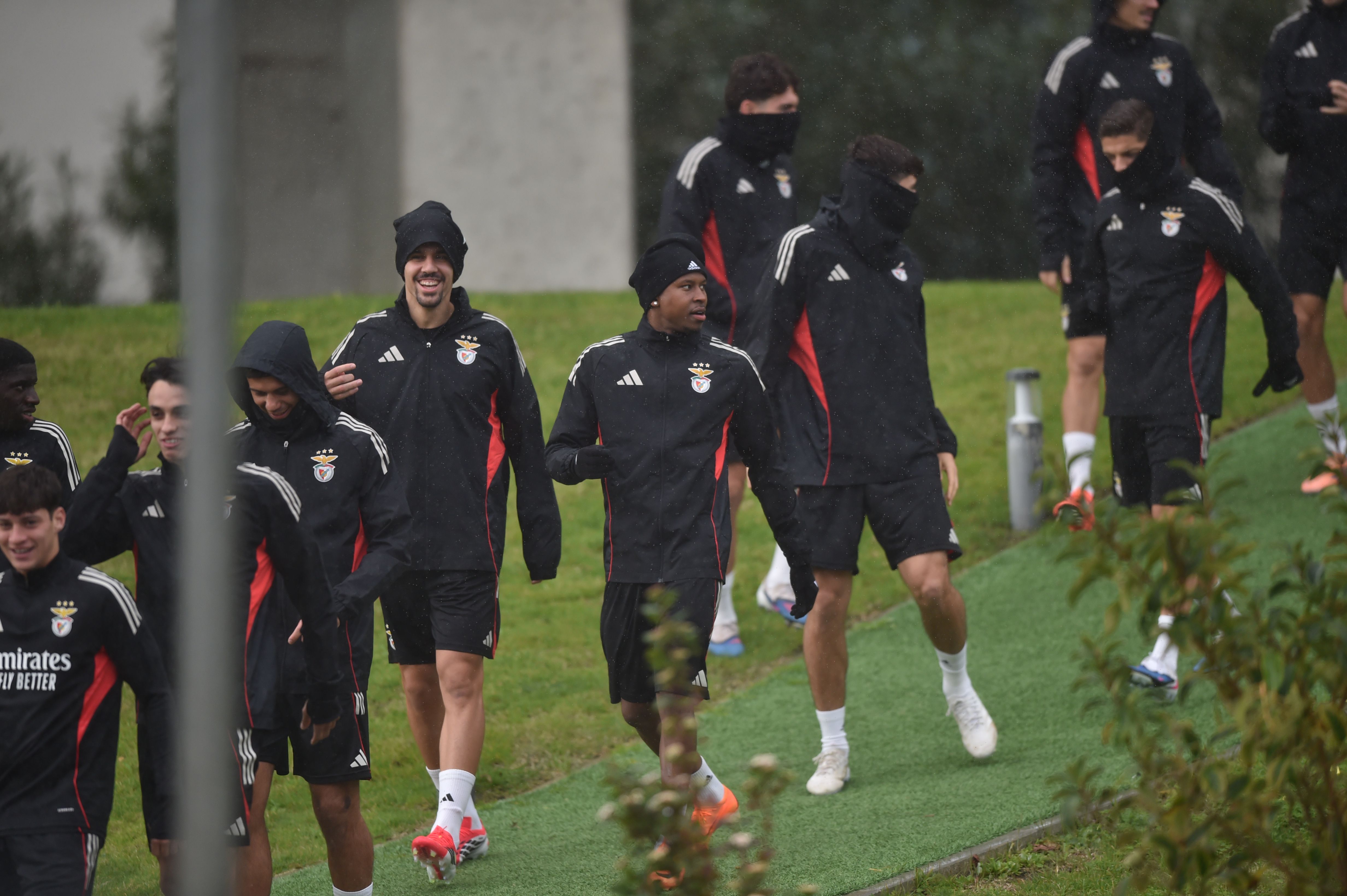 Último treino do Benfica antes do duelo com o Real Madrid para a UEFA Champions League - Foto: MIGUEL NUNES