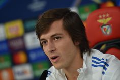 Álvaro Carreras, antigo jogador do Benfica, representa o Real Madrid - Foto: Miguel Nunes