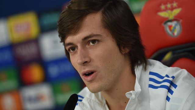 Defesa: Álvaro Carreras, antigo jogador do Benfica, representa o Real Madrid, marcou frente ao Valência na vitória por 2-0 - Foto: Miguel Nunes