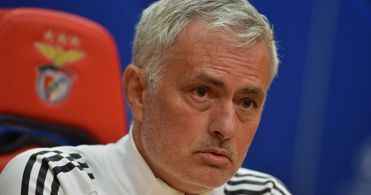 Mourinho volta a 'saltar' conferência de imprensa