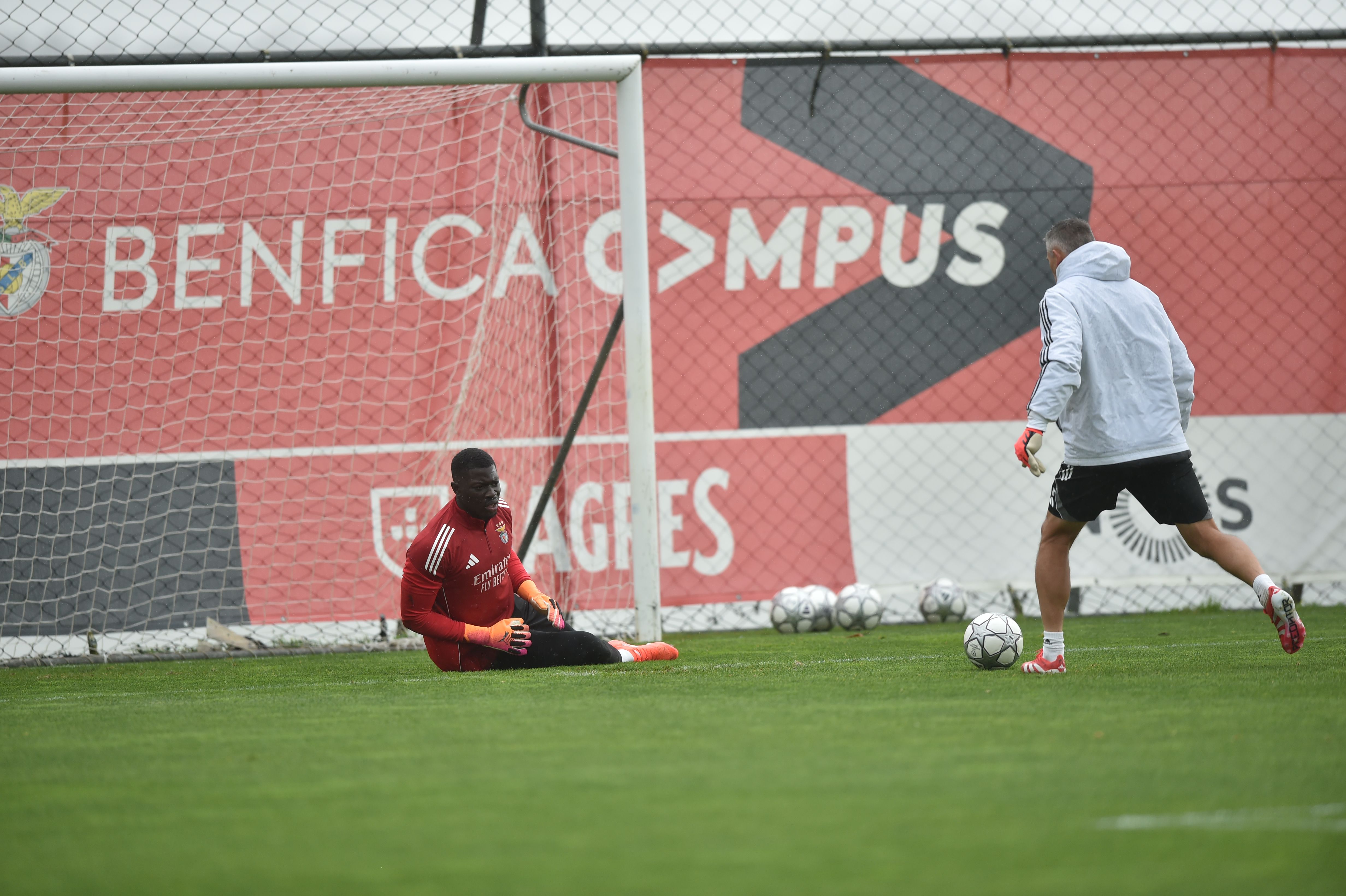 Último treino do Benfica antes do duelo com o Real Madrid para a UEFA Champions League - Foto: MIGUEL NUNES