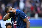 Kimpembe despediu-se do PSG em lágrimas