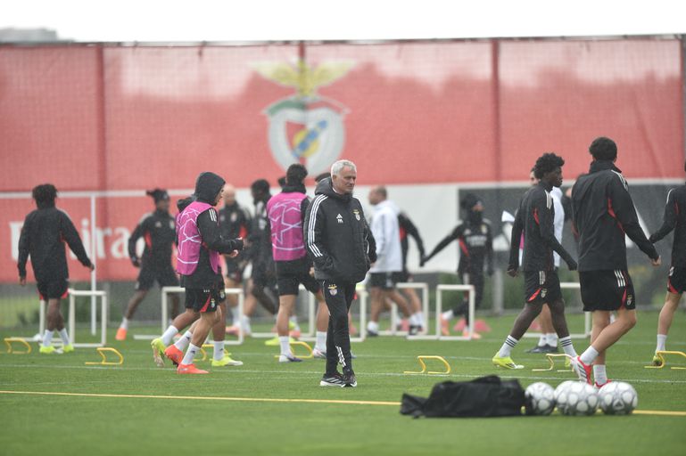 Último treino do Benfica antes do duelo com o Real Madrid para a UEFA Champions League - Foto: MIGUEL NUNES