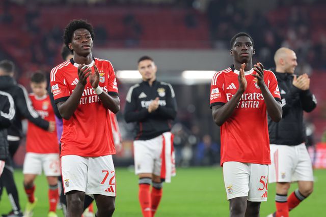 Anísio e Banjaqui viveram noite de sonho com a camisola do Benfica na vitória sobre o Estrela da Amadora - Foto: Imago
