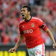 Garay com a camisola do Benfica