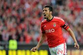 Garay com a camisola do Benfica