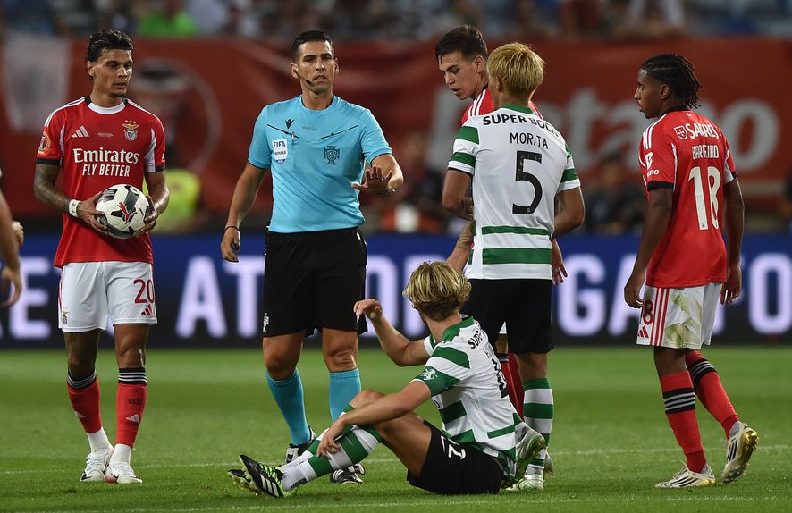 Benfica queixou-se de Fábio Veríssimo antes da Supertaça — Foto: Miguel Nunes