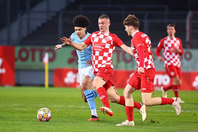 Youth League: FC Porto defronta o Mainz nos 'quartos'