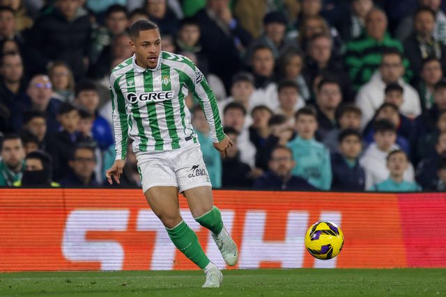 Vítor Roque em ação com a camisola do Betis