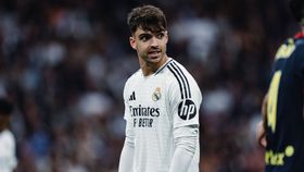Defesa-central do Real Madrid processado por partilha de vídeos sexuais de menor