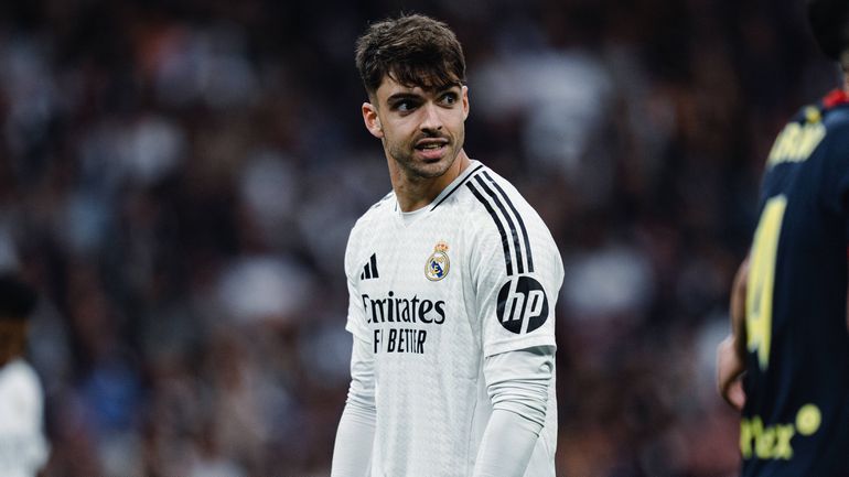 Defesa-central do Real Madrid processado por partilha de vídeos sexuais de menor