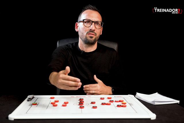 E O TREINADOR SOU EU? SL Benfica X Barcelona