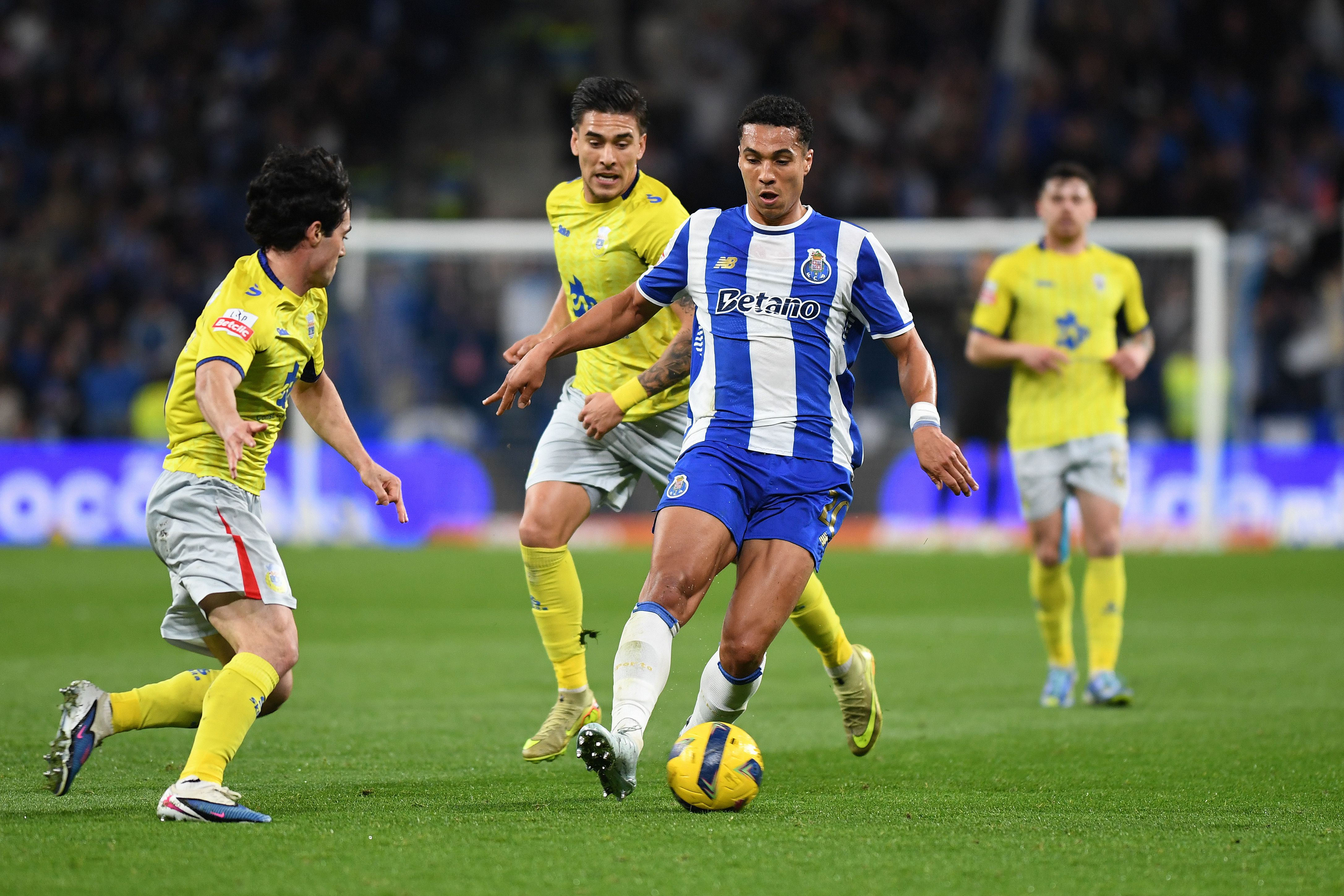 Alberto Costa no FC Porto-Arouca — Foto: Rogério Ferreira/KAPTA+