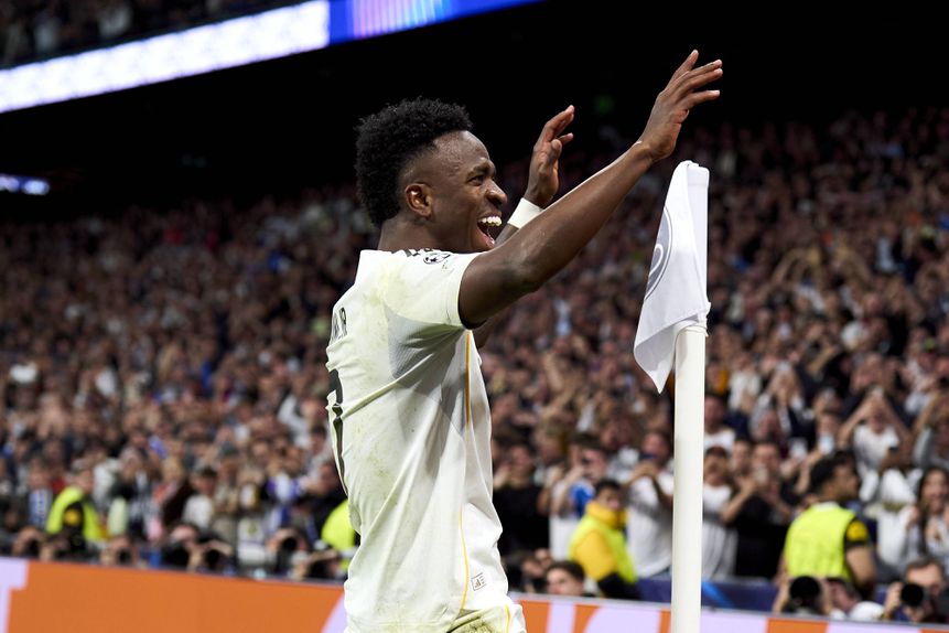 Vinícius Júnior marcou duas vezes ao Benfica e fez o mesmo festejo ao pé da bandeirola de canto